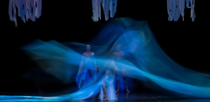 El ballet de las imágenes en Notas para una suite