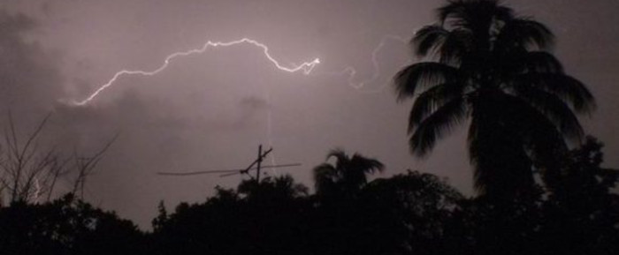 Tormentas eléctricas aumentan durante agosto-octubre 
