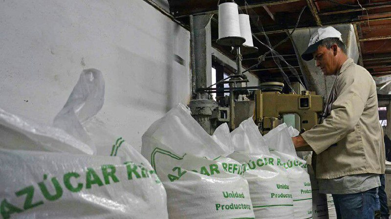 Refinería de azúcar de Camagüey con mejores condiciones para asegurar producción