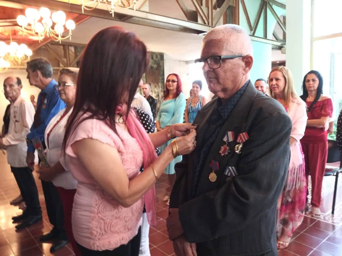 Camagüey distingue a sus mejores educadores