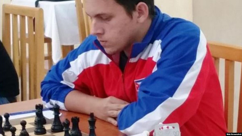 Carlos Daniel Albornoz asciende en Carlos Torre de Ajedrez