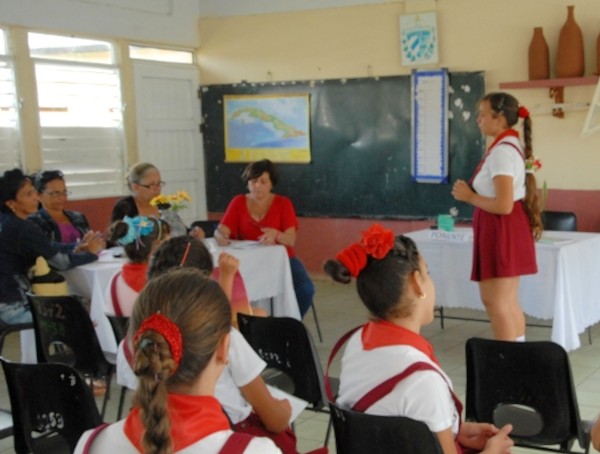 Resaltan labor de educadores camagüeyanos 