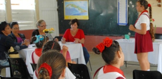 Resaltan labor de educadores camagüeyanos 