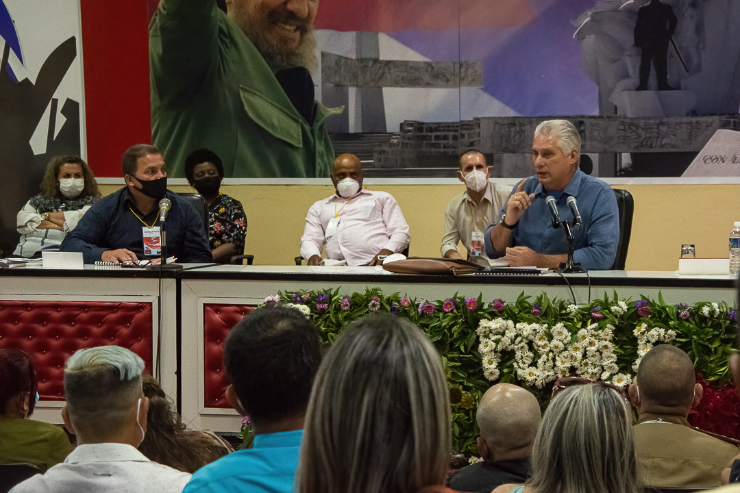 El primer secretario del Comité Central del Partido, Miguel Díaz-Canel Bermúdez, presidió la Asamblea de Balance en el municipio de Camagüey.