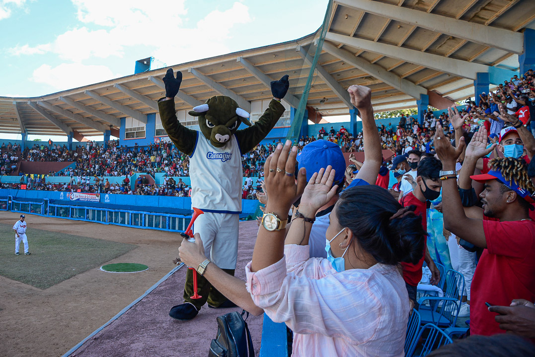 Camagüey sale del sótano a costa de Artemisa