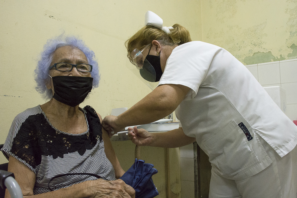 Completó vacunación anti-COVID-19 el 90,1% de la población cubana