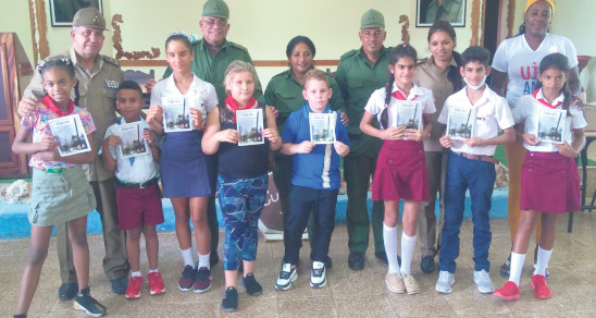 Las FAR premian a sus nuevos amigos