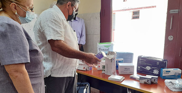Asociación estadounidense dona insumos médicos a hospital pediátrico cubano