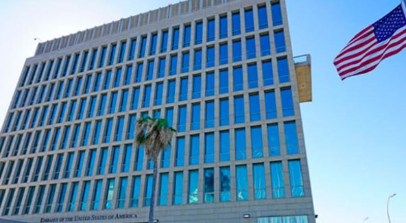 Canciller cubano valora reanudación de servicios migratorios limitados en Embajada de EE.UU.