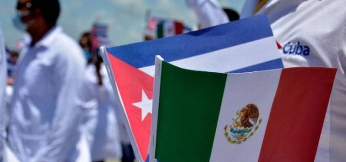 Hacia México otros 84 médicos cubanos 