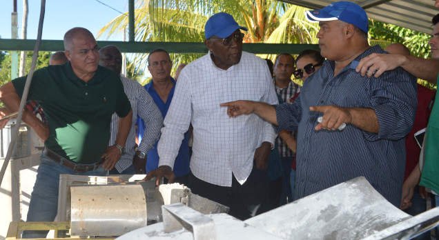 Producir alimentos y sustituir importaciones