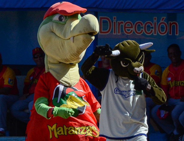 Doble victoria matancera sobre los Toros transforma la tabla de la Serie