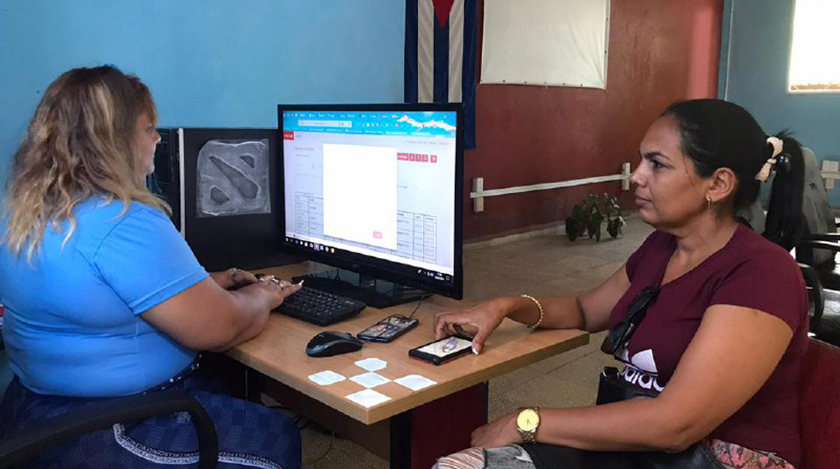 Facilitan Joven Club servicios de Registro Civil en Camagüey
