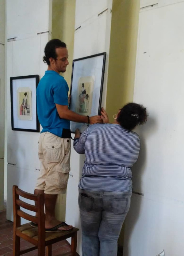 Montaje de los ukiyoe traídos por una descendiente de japoneses.