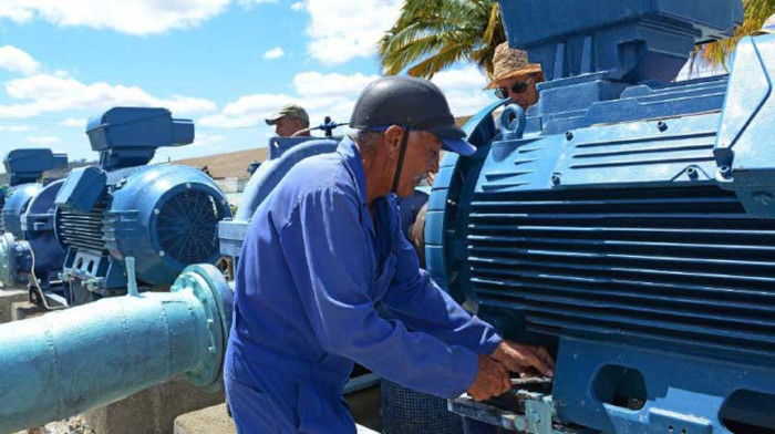 Foto: Rodolfo Blanco Cué/ ACN Agilizan inversión para aumentar entrega de agua a Camagüey