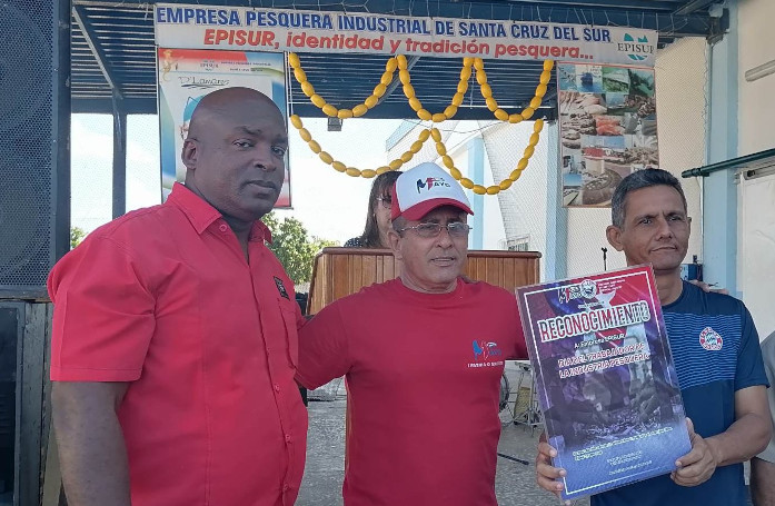 EPISUR acogió el Día del Trabajador de la Pesca