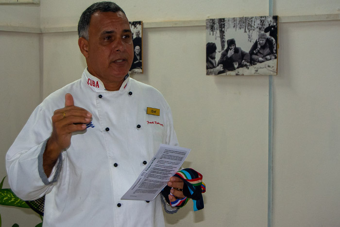 Exposición fotográfica de Fidel en la sede de los  Comunicadores Sociales