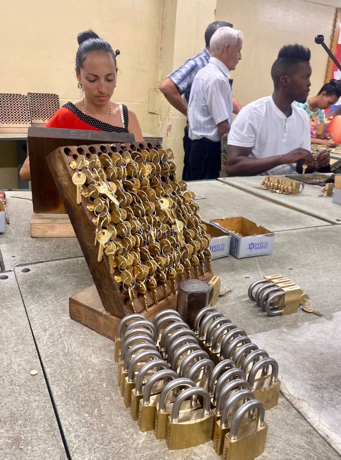 Asegura producciones para la economía Empresa Militar Industrial 