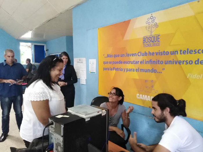 Fotos: Tomadas de acn.cu Con muchas ofertas el Bosque Tecnológico cumple años