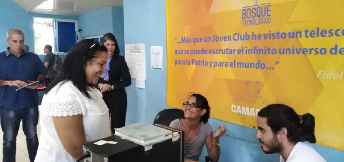 Con muchas ofertas el Bosque Tecnológico cumple años 