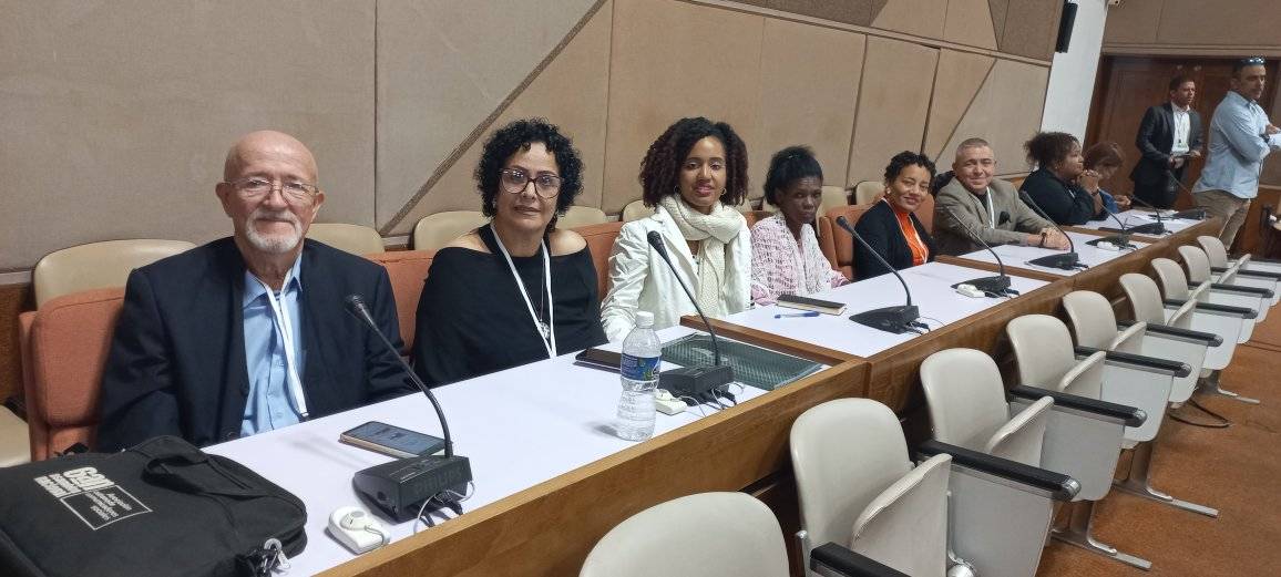 Sesiona Congreso de Asociación Cubana de Comunicadores Sociales 