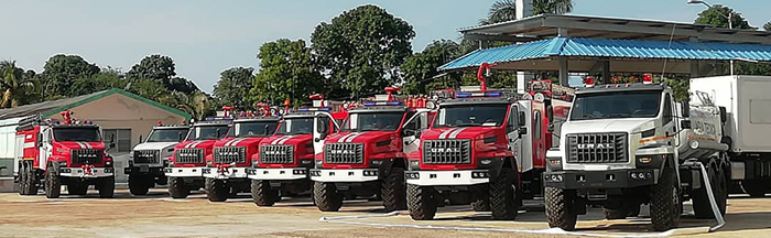 Dona Rusia 21 vehículos de extinción de incendios a Cuba