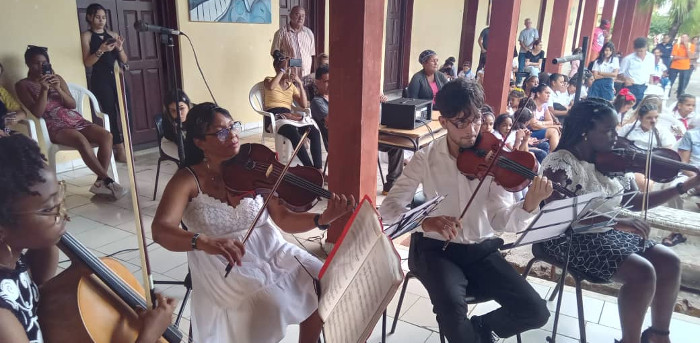 Camagüeyanos en concierto de aprendizaje y goce