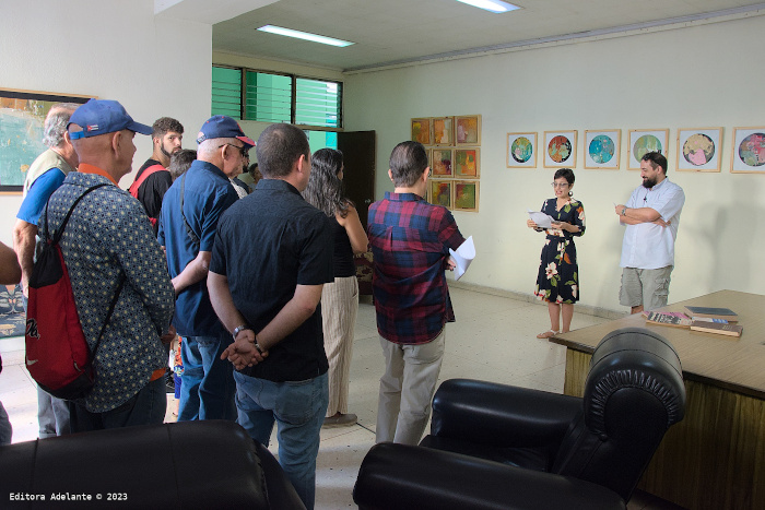 Cábala para viernes 13 con pinturas de Oscar Jr. Rodríguez