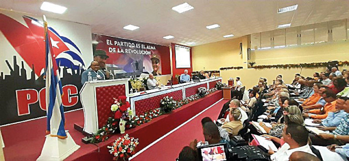 Por más socialismo, con nuestros propios esfuerzos