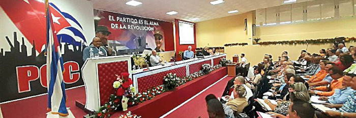 Por más socialismo, con nuestros propios esfuerzos