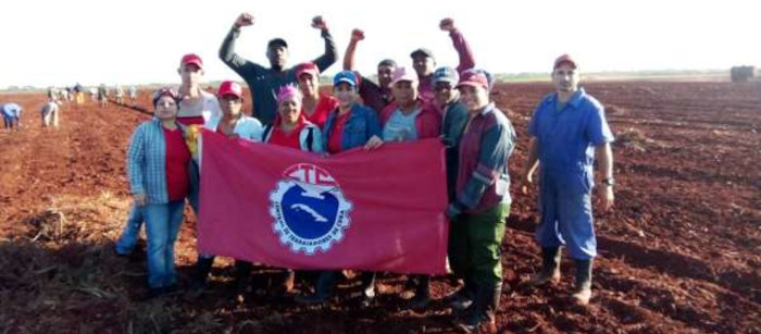 A los trabajadores agramontinos: felicidades y adelante
