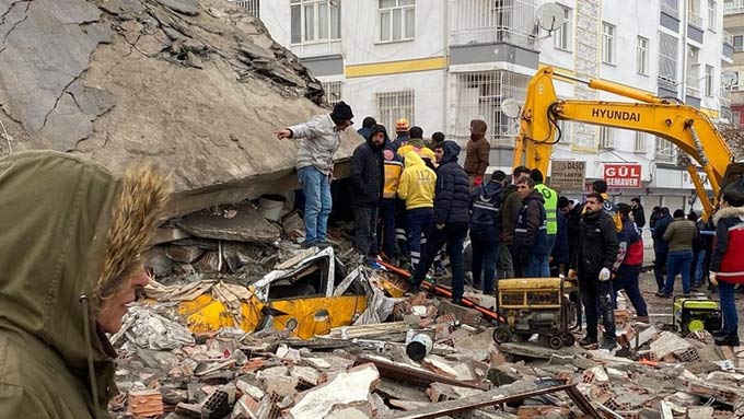 Cuba expresa solidaridad a Türkiye y Siria frente a terremoto