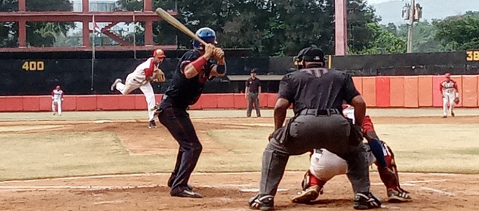 Avispas sacan el extra y empatan el play off