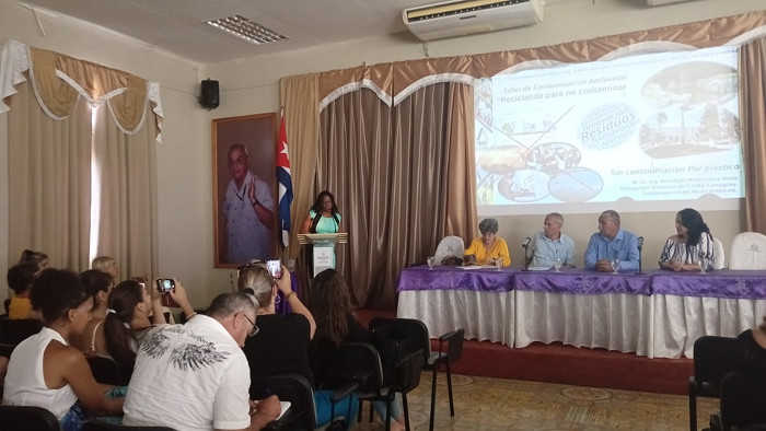 Taller de contaminación: reciclando para no contaminar