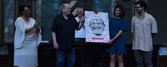 Silvio Rodríguez dedica título universitario a la trova cubana