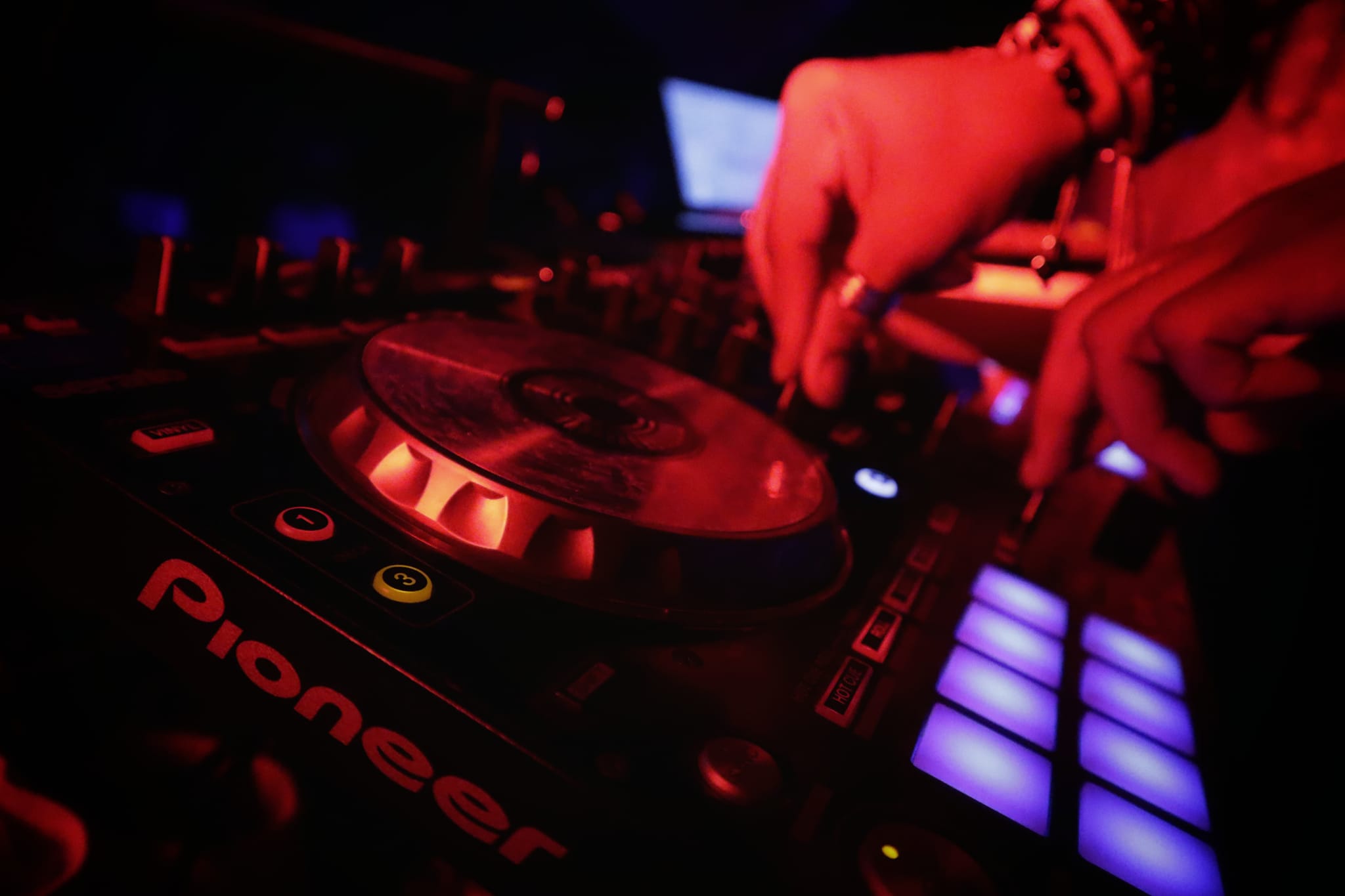 Beat 32 movió a Camagüey a ritmo electrónico