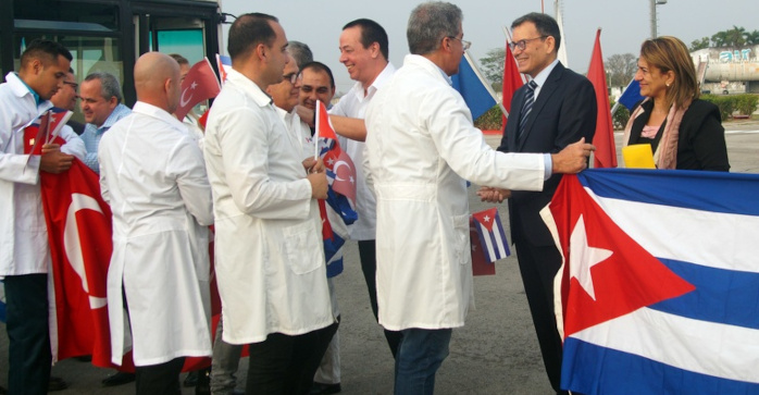 Médicos cubanos en Türquiye: huella de amor y solidaridad 