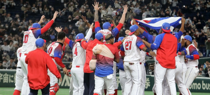 Cuba neutraliza a los canguros y avanza a semifinales 
