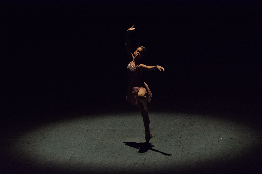 Estudiantes de ballet a prueba de público en Camagüey