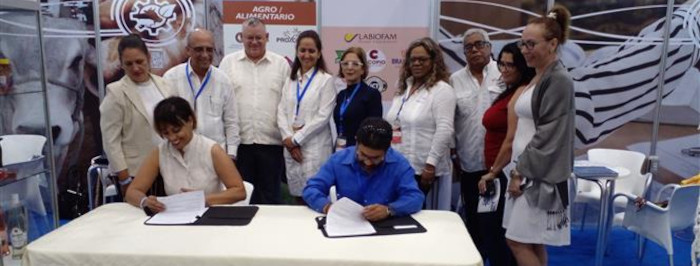 Suscribe industria alimentaria cubana nuevo contrato en Panamá