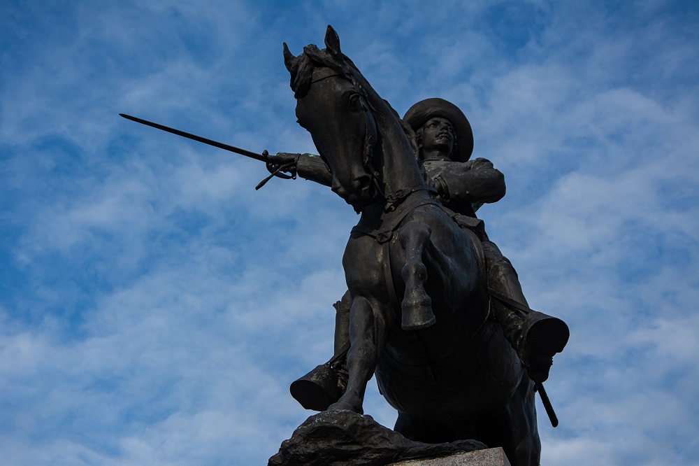 Los150 de una enérgica cabalgata 