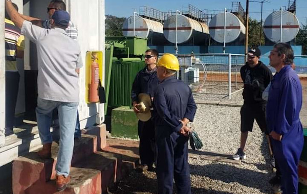 Trabajadores de Geysel por estabilidad energética