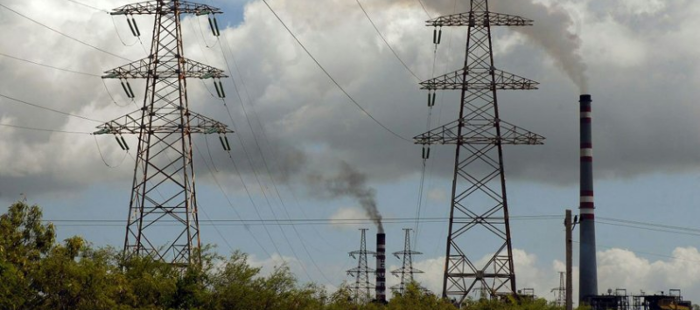Laboran por mejorar sistema eléctrico para fin de año