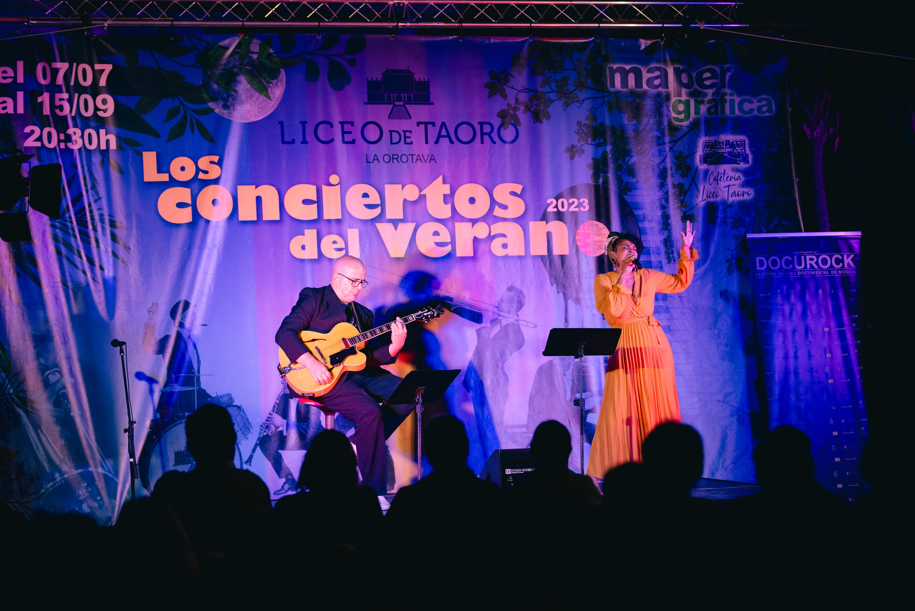 Concierto de Kim Simmons en el Liceo Taoro, municipio La Orotava. 