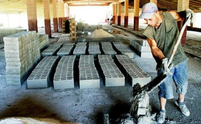 Foto: Tomada de acn.cu Por más producción local de materiales de la construcción en Camagüey