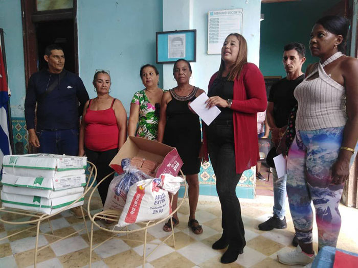 Fotos: De la autora Dona mipyme camagüeyana alimentos a instituciones sociales