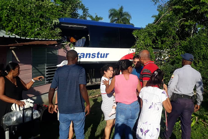 Nueve lesionados en accidente masivo en Santiago de Cuba 