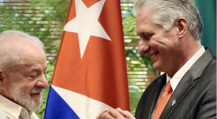 Presidente cubano desea pronta recuperación de Lula