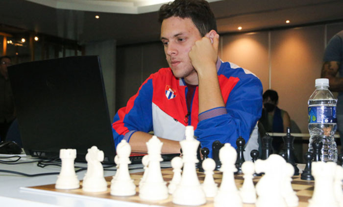 Buen inicio de cubanos en torneo de ajedrez Carlos Torre 