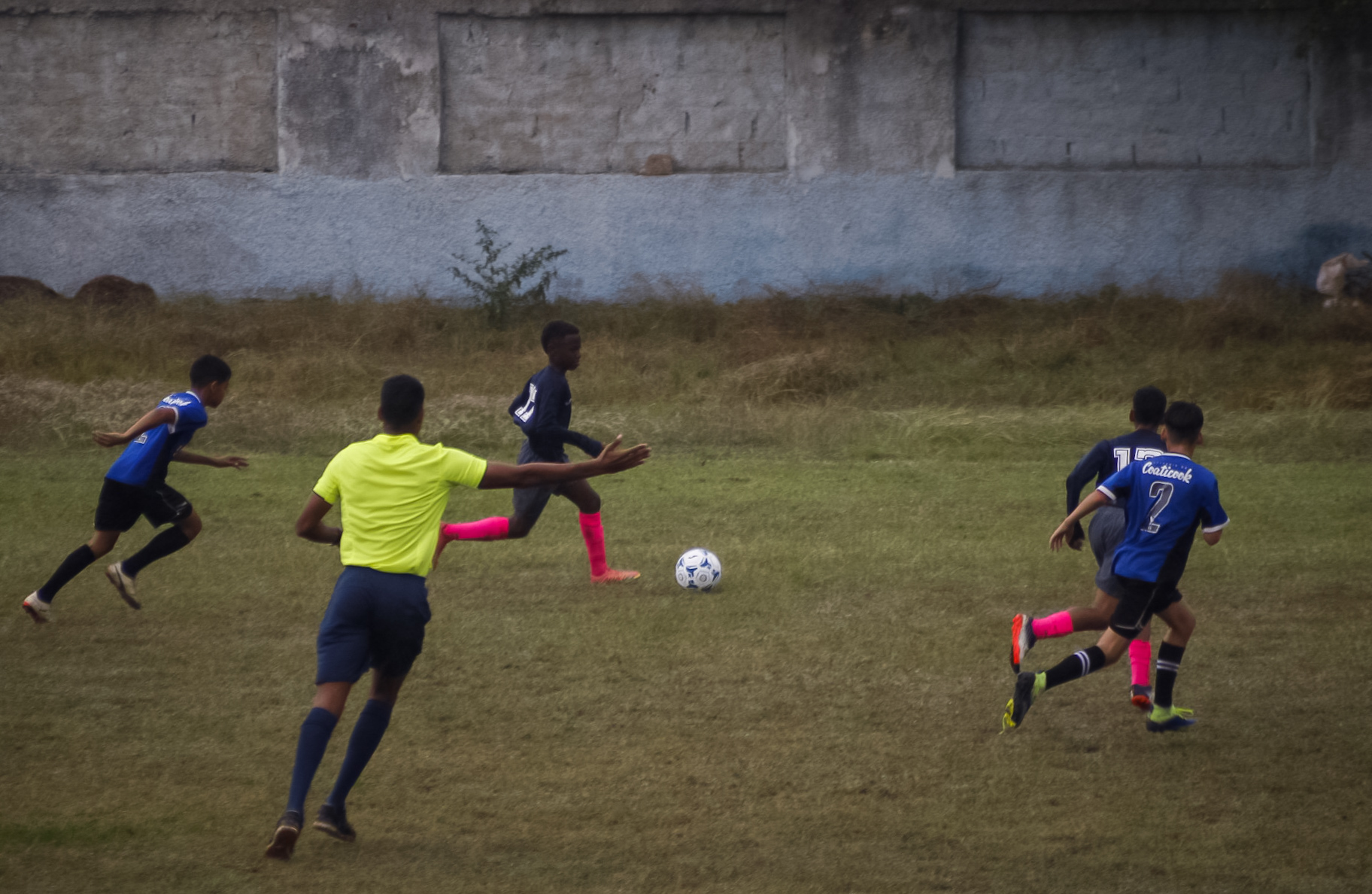 El equipo Pioneril marcha segundo del grupo C, con 6 puntos. En tres partidos han anotado 11 goles, con destaque para el extremo Adonis Cisneros. 